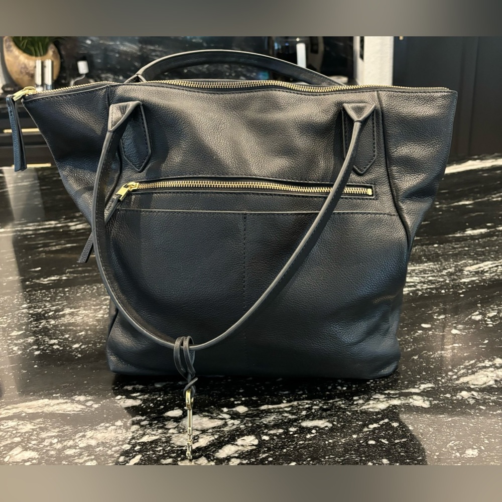 Fossil purse gently used